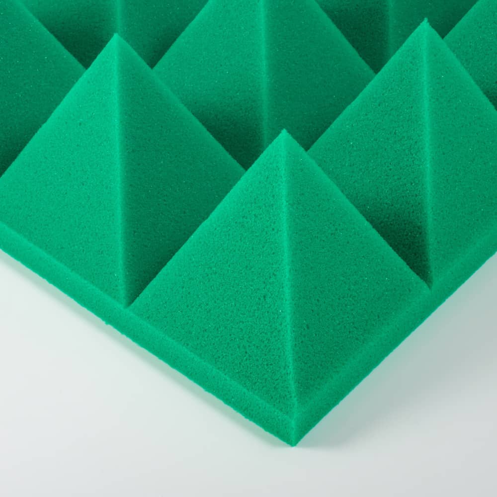 Поролон "Пирамида", основание 15 мм, пирамиды 100 мм, зелёный